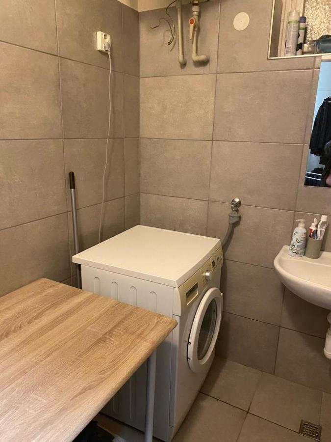 3 60 Kowalska 30 * Praha